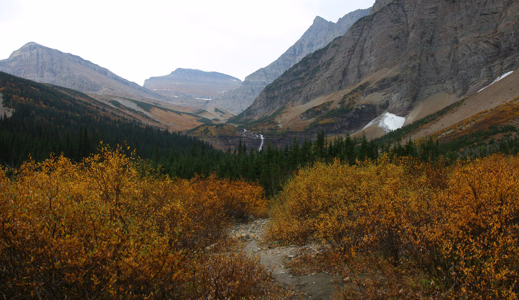 Morning Eagle Falls Trail