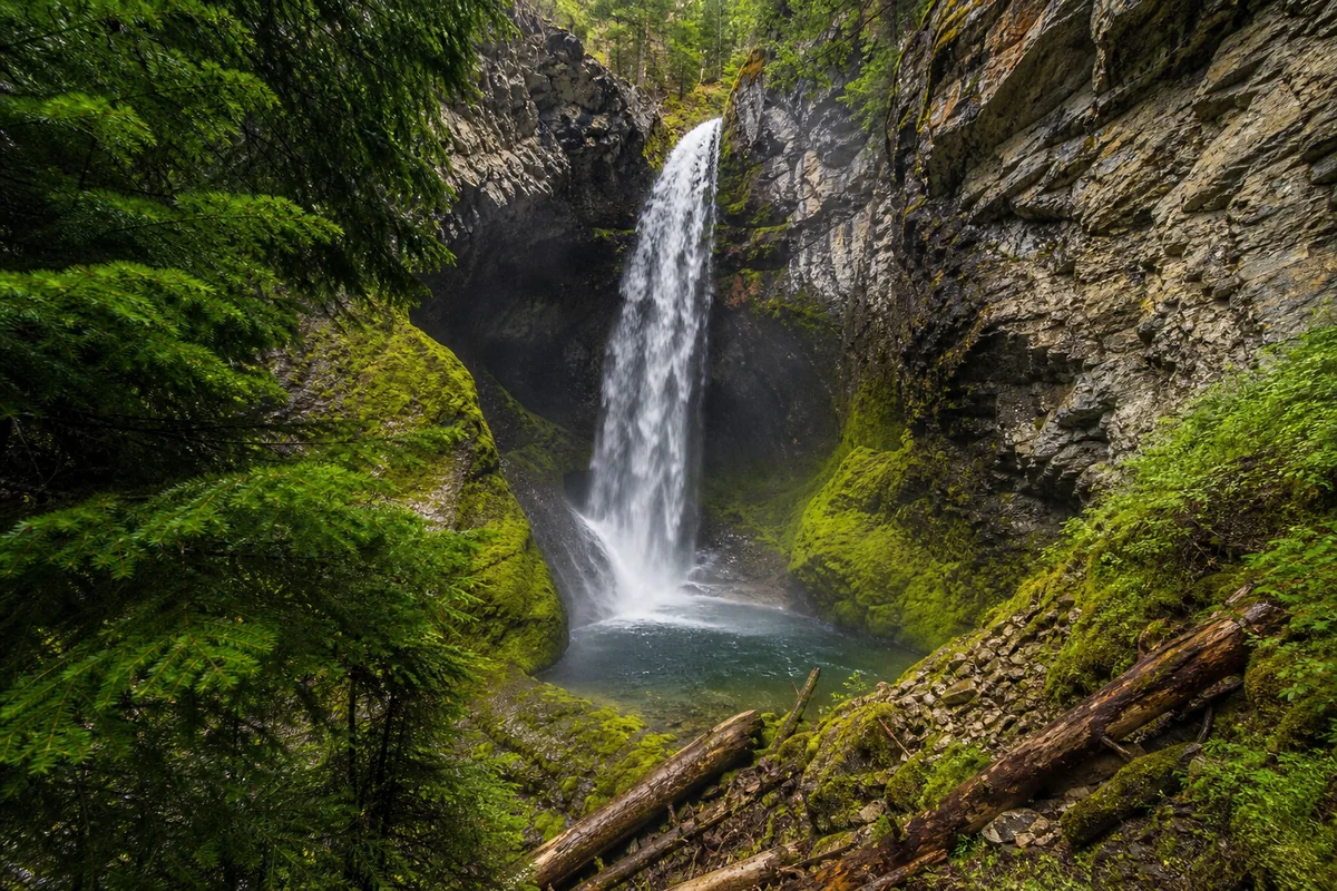 Read more about the article Hidden Falls Montana: Complete Trail & Visitor Guide
