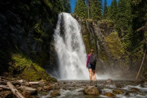 Read more about the article Holland Lake Falls Montana: Complete Hiking Guide