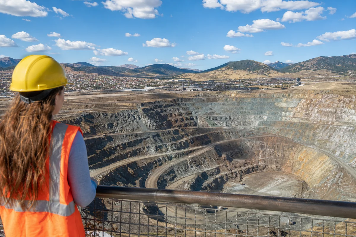Read more about the article Montana Key Industries: What Powers Big Sky Country
