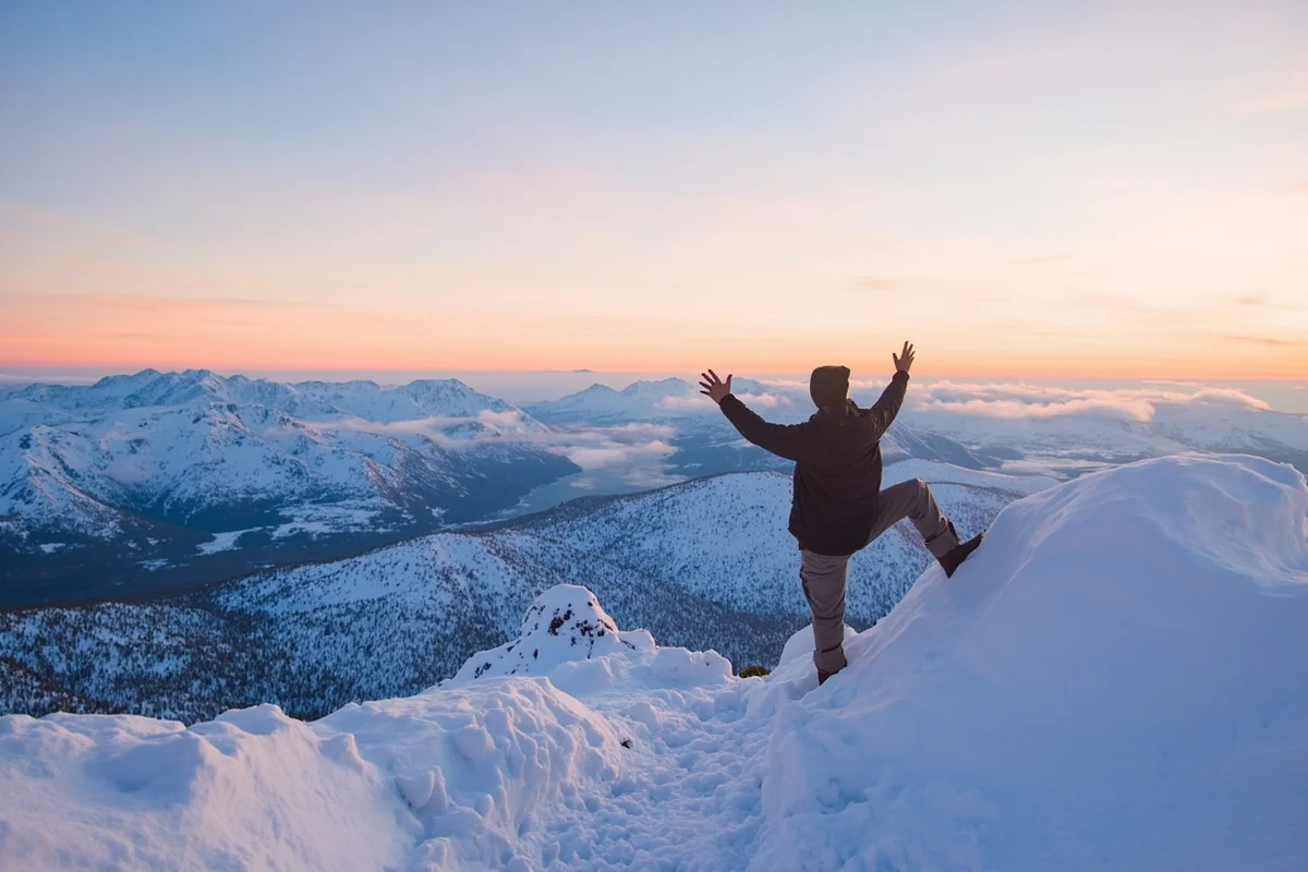 Read more about the article Montana Winter Getaways: 12 Snowy Escapes I Actually Loved