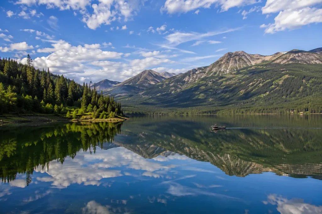 Georgetown Lake near Anaconda Montana showing the mountain lake and surrounding Anaconda-Pintler Wilderness in summer